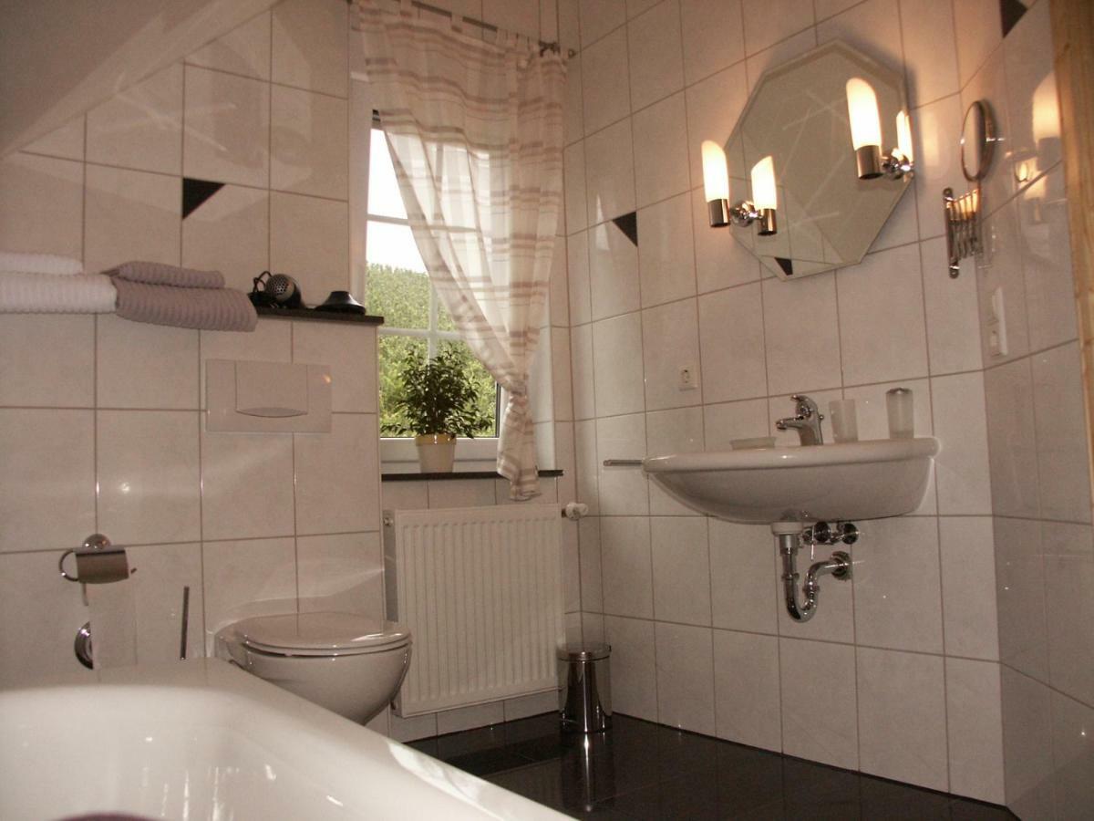 Gutshof Zenz Apartment Ediger-Eller Luaran gambar